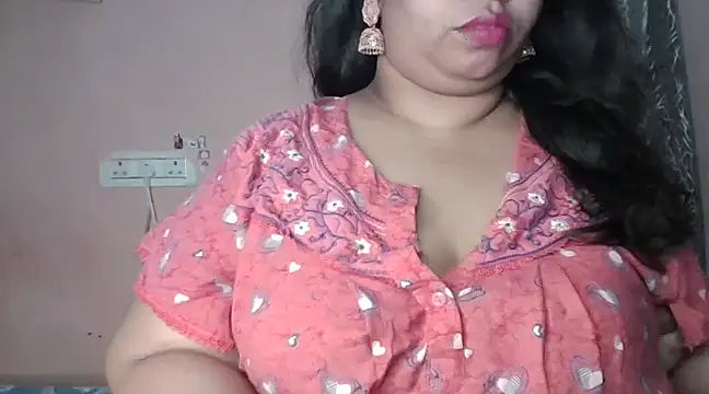 Snapshot of Ravina_patil1 chatting on January 21, 2025, 7:17 pm Ravina patil1 online show from January 21, 2025, 7:17 pm