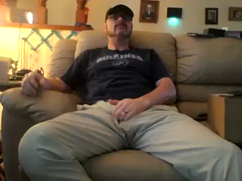 Snapshot of Billythekidd1978 chatting on February 20, 2025, 2:57 pm Billythekidd1978 online show from February 20, 2025, 2:57 pm