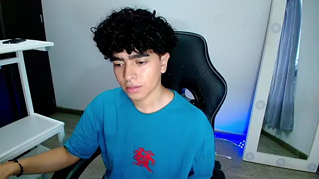 Snapshot of _nickconnor01 chatting on February 4, 2025, 10:55 pm nickconnor01 online show from February 4, 2025, 10:55 pm