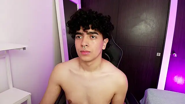 Snapshot of _nickconnor01 chatting on February 13, 2025, 8:45 pm nickconnor01 online show from February 13, 2025, 8:45 pm