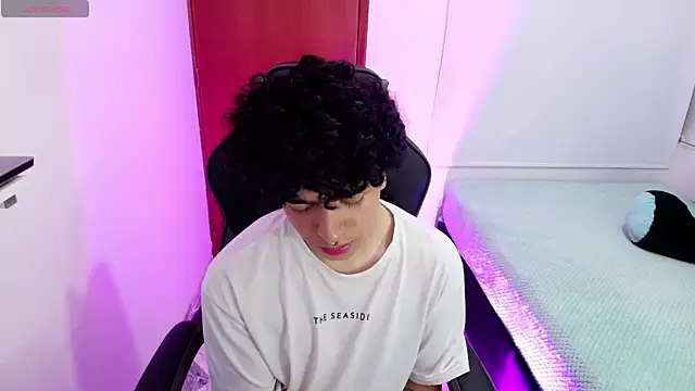 Snapshot of _nickconnor01 chatting on March 11, 2025, 8:20 pm nickconnor01 online show from March 11, 2025, 8:20 pm