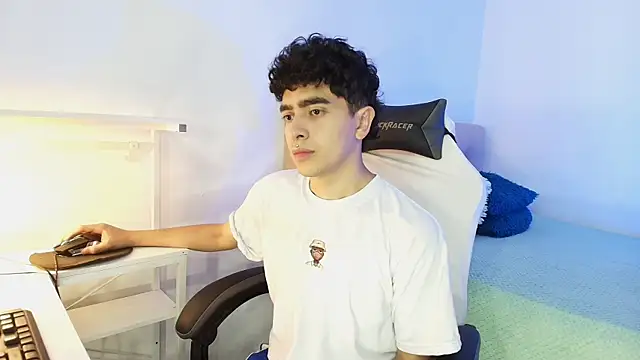 Snapshot of _nickconnor01 chatting on October 22, 2025, 1:39 am nickconnor01 online show from October 22, 2025, 1:39 am