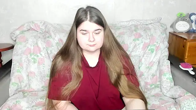Snapshot of Aushpana chatting on March 17, 2025, 10:06 am Aushpana online show from March 17, 2025, 10:06 am