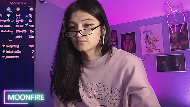 Snapshot of moonfiredancer chatting on January 28, 2025, 3:25 am moonfiredancer online show from January 28, 2025, 3:25 am