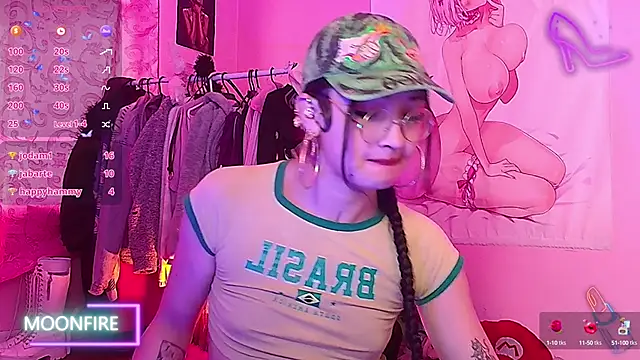 Snapshot of moonfiredancer chatting on September 18, 2025, 11:23 am moonfiredancer online show from September 18, 2025, 11:23 am