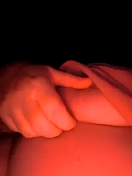 Snapshot of poussychats chatting on September 27, 2025, 10:59 pm poussychats online show from September 27, 2025, 10:59 pm