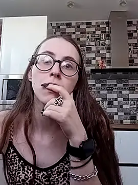 Snapshot of MartiniiSelenna chatting on February 27, 2025, 12:02 pm MartiniiSelenna online show from February 27, 2025, 12:02 pm