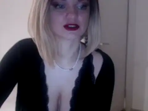 Snapshot of YourSweetJam chatting on January 22, 2025, 4:02 am YourSweetJam online show from January 22, 2025, 4:02 am