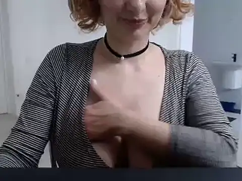 Snapshot of YourSweetJam chatting on March 16, 2025, 9:05 am YourSweetJam online show from March 16, 2025, 9:05 am