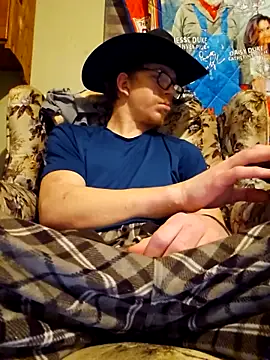 Snapshot of REDHAMMER_ chatting on February 23, 2025, 4:39 am REDHAMMER online show from February 23, 2025, 4:39 am