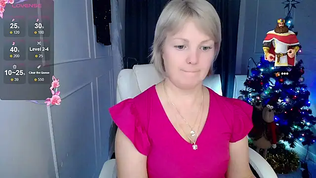 Snapshot of Juarnea chatting on January 13, 2025, 7:53 pm Juarnea online show from January 13, 2025, 7:53 pm