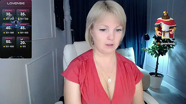 Snapshot of Juarnea chatting on February 6, 2025, 4:36 pm Juarnea online show from February 6, 2025, 4:36 pm