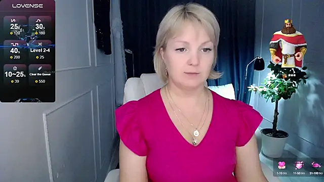 Snapshot of Juarnea chatting on February 10, 2025, 7:49 pm Juarnea online show from February 10, 2025, 7:49 pm