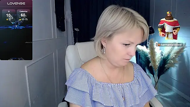 Snapshot of Juarnea chatting on February 12, 2025, 4:44 pm Juarnea online show from February 12, 2025, 4:44 pm
