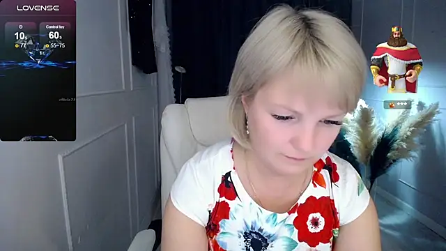 Snapshot of Juarnea chatting on February 13, 2025, 4:28 pm Juarnea online show from February 13, 2025, 4:28 pm