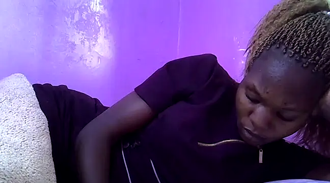 Snapshot of Cute_tamara chatting on December 7, 2024, 7:49 am Cute tamara online show from December 7, 2024, 7:49 am