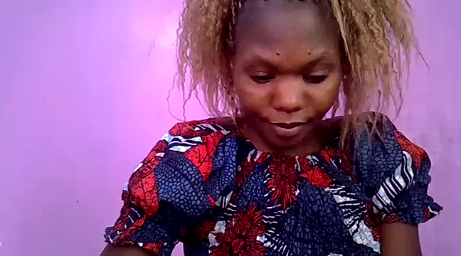 Snapshot of Cute_tamara chatting on December 16, 2024, 2:27 pm Cute tamara online show from December 16, 2024, 2:27 pm