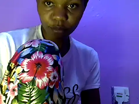 Snapshot of Cute_tamara chatting on January 22, 2025, 1:42 am Cute tamara online show from January 22, 2025, 1:42 am