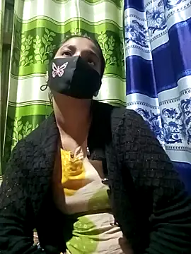 Snapshot of Aruyeshi- chatting on February 12, 2025, 5:26 pm Aruyeshi- online show from February 12, 2025, 5:26 pm