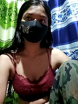 Snapshot of Aruyeshi- chatting on March 12, 2025, 11:44 pm Aruyeshi- online show from March 12, 2025, 11:44 pm