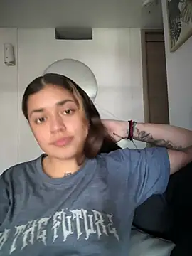 Snapshot of JoselinFlower_ chatting on March 2, 2025, 5:36 pm JoselinFlower  online show from March 2, 2025, 5:36 pm