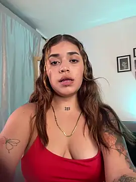 Snapshot of JoselinFlower_ chatting on March 6, 2025, 3:24 am JoselinFlower  online show from March 6, 2025, 3:24 am