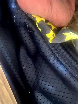 Snapshot of gboy171 chatting on September 22, 2025, 3:14 pm gboy171 online show from September 22, 2025, 3:14 pm