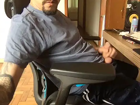 Snapshot of gboy171 chatting on September 23, 2025, 1:47 pm gboy171 online show from September 23, 2025, 1:47 pm