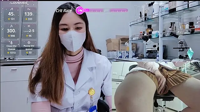 Snapshot of Kathylove_2023 chatting on February 19, 2025, 12:33 pm Kathylove 2023 online show from February 19, 2025, 12:33 pm