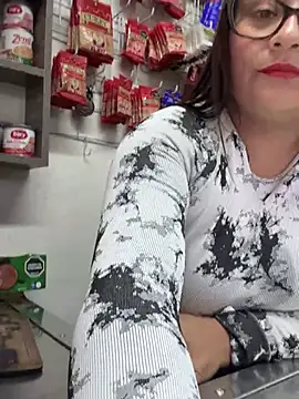 Snapshot of Sol_biglips chatting on January 4, 2025, 7:23 pm Sol biglips online show from January 4, 2025, 7:23 pm