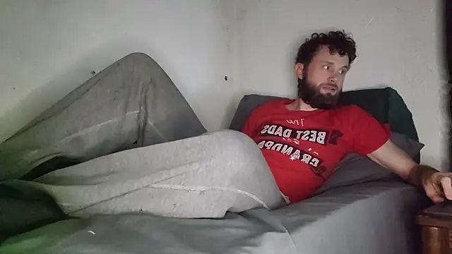 Snapshot of Talenjames4 chatting on September 12, 2025, 9:04 pm Talenjames4 online show from September 12, 2025, 9:04 pm