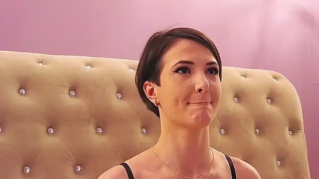 Snapshot of BrianaKennedi chatting on January 3, 2025, 8:10 am BrianaKennedi online show from January 3, 2025, 8:10 am