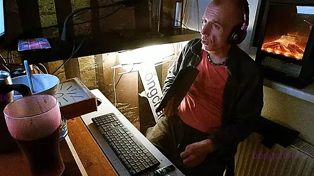 BongChannel online show from December 31, 2024, 9:50 pm