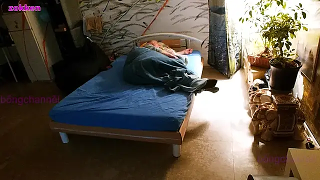 BongChannel online show from January 5, 2025, 11:59 am