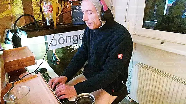 BongChannel online show from February 3, 2025, 11:26 pm