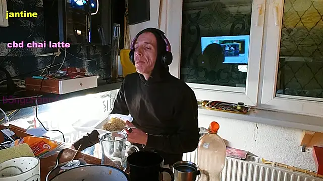 BongChannel online show from March 7, 2025, 9:48 pm