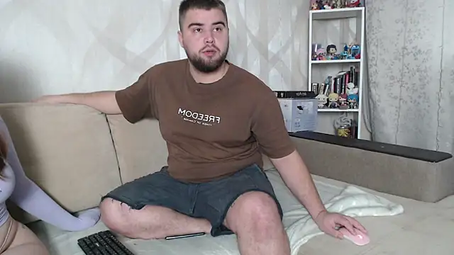 Snapshot of Pair_of_Gods_ chatting on October 20, 2025, 3:51 am Pair of Gods  online show from October 20, 2025, 3:51 am