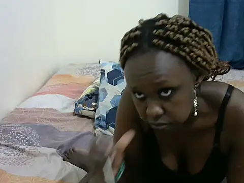 Snapshot of Kariselle- chatting on January 25, 2025, 3:30 pm Kariselle- online show from January 25, 2025, 3:30 pm