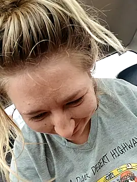 Snapshot of xWhoreAbleX_Pika chatting on March 16, 2025, 3:36 am xWhoreAbleX Pika online show from March 16, 2025, 3:36 am