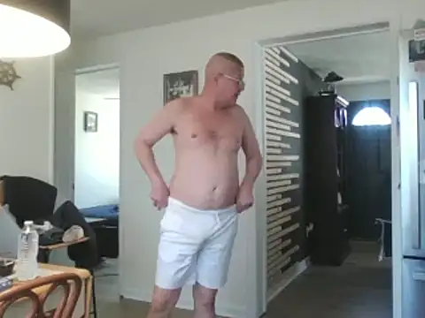 Snapshot of keiferkriss chatting on March 17, 2025, 5:38 pm keiferkriss online show from March 17, 2025, 5:38 pm