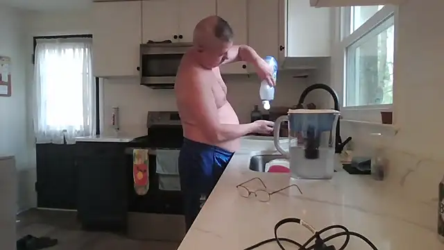 Snapshot of keiferkriss chatting on October 6, 2025, 7:33 pm keiferkriss online show from October 6, 2025, 7:33 pm