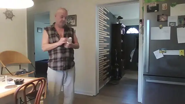 Snapshot of keiferkriss chatting on October 31, 2025, 5:36 pm keiferkriss online show from October 31, 2025, 5:36 pm