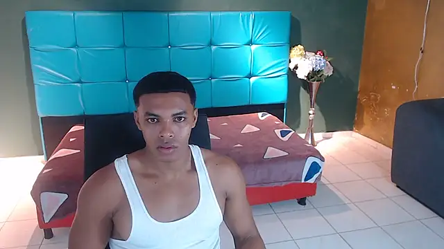 SexyBigCock01 online show from January 21, 2025, 12:07 pm