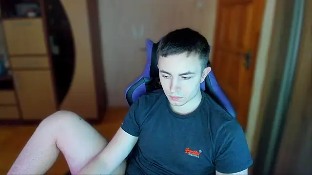 Snapshot of bigmark033 chatting on March 23, 2025, 8:26 am bigmark033 online show from March 23, 2025, 8:26 am