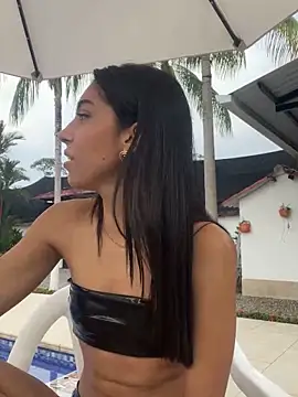 Snapshot of Ema_azel chatting on March 8, 2025, 1:47 pm Ema azel online show from March 8, 2025, 1:47 pm