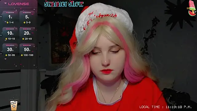 Snapshot of Crystal_Chris chatting on December 30, 2024, 9:19 pm Crystal Chris online show from December 30, 2024, 9:19 pm