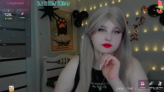 Snapshot of Crystal_Chris chatting on February 14, 2025, 10:36 pm Crystal Chris online show from February 14, 2025, 10:36 pm