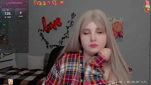 Snapshot of Crystal_Chris chatting on March 15, 2025, 4:57 am Crystal Chris online show from March 15, 2025, 4:57 am