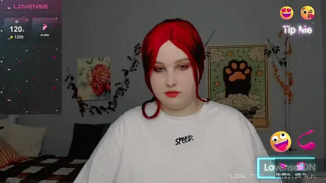 Snapshot of Crystal_Chris chatting on October 7, 2025, 1:14 am Crystal Chris online show from October 7, 2025, 1:14 am