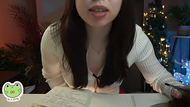 Snapshot of Sarah_Son chatting on January 11, 2025, 11:34 am Sarah Son online show from January 11, 2025, 11:34 am